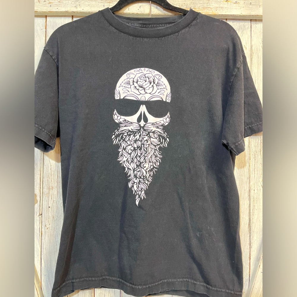 South Pole Mens T shirt!!!Totally Awesome!! Size Medium 💥💥💥